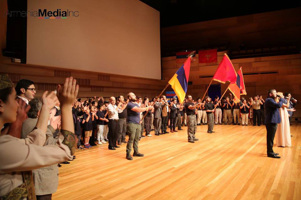 australia-(4)_112915