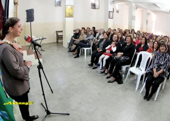 Կաղանդի Տօնահանդէս Սուրէն Խանամիրեան Ազգային Քոլեճին Մէջ