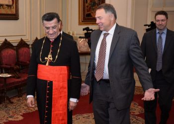 Ճոնզ. «Հարիրի Պիտի Չորոշէ Լիբանան  Վերադառնալ, Նախքան  Սէուտցիներուն Հետ Խորհրդակցիլը»