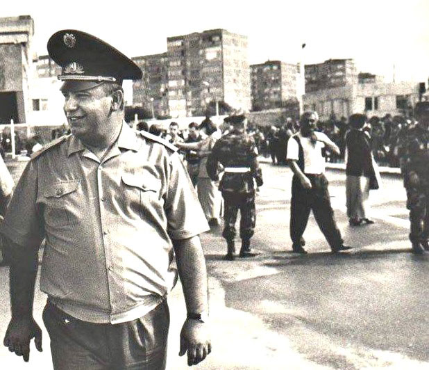 12626012_1518870075076311_1456783525_n-1