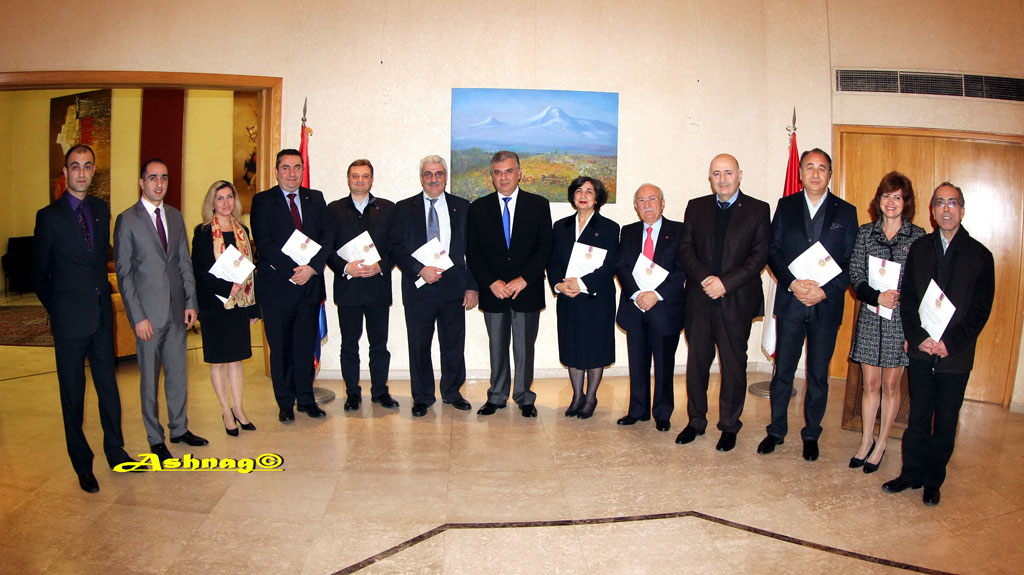 23877032134_f618ec45df_o