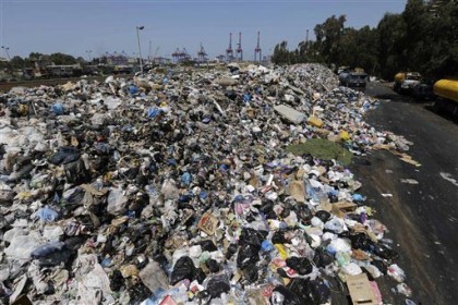 garbage-crisis-beirut-lebanon_021916