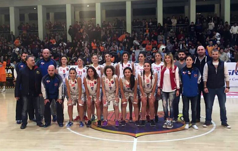 women's-team_020716