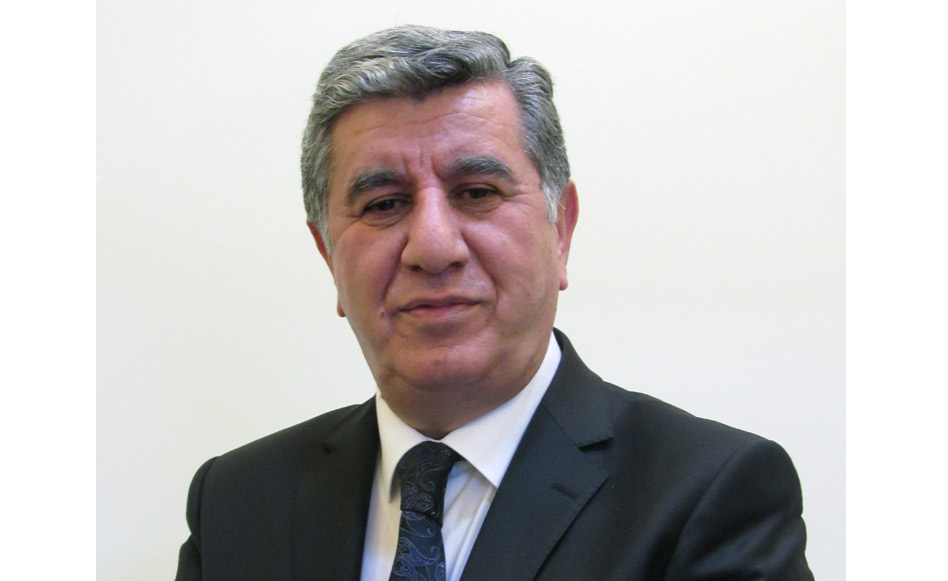 «Ուրախալի Է, Որ Սփիւռքահայ Մեր Կառոյցներուն Մէջ Կայ Համազգայինի Նման Միութիւն Մը, Որ Լուրջ Արուեստ, Լուրջ Մշակոյթ Հետապնդող Է»   «Ազդակ»-ին Ըսաւ Փրոֆ. Թովմաս Պօղոսեան