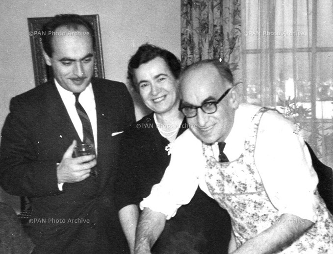 Սողոմոն Թեհլիրեանը (ձախից) կնոջ հետ. լուսանկարը` Արա Օսկանեանի անձնական արխիւից