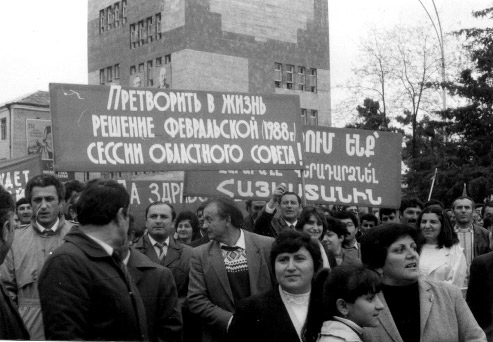 stepanakert1988_33016