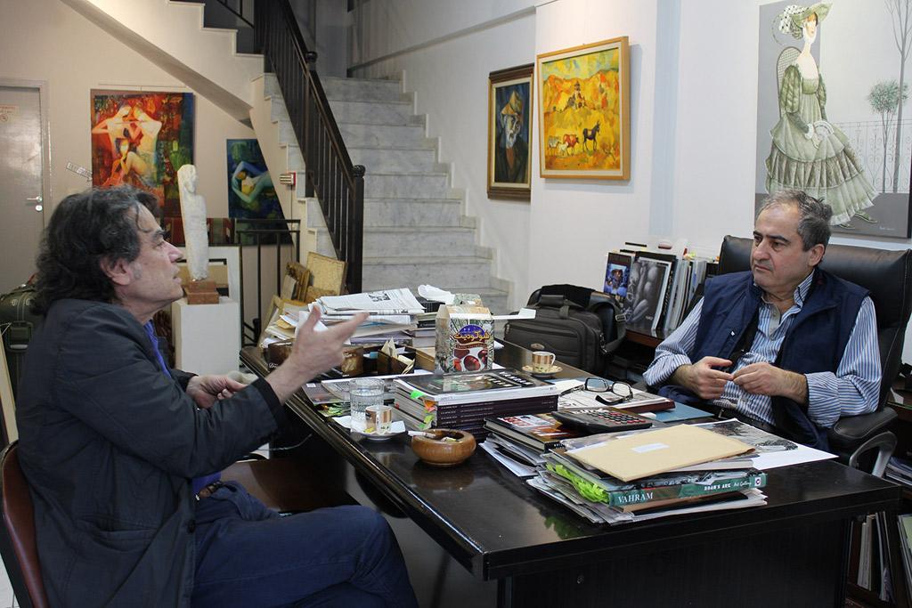 Ասատուր «Նուազ Արք» ցուցասրահ կ՛այցելէ - 2016