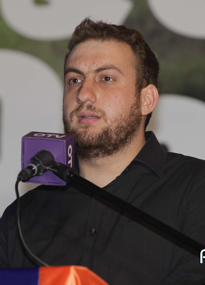 Խաչիկ-Հրակ Տեմիրճեան