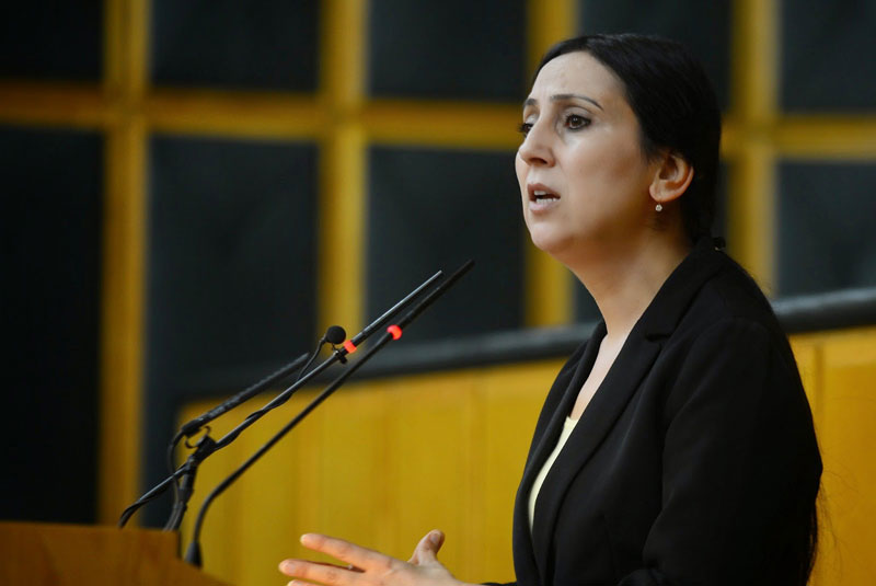 figen_yuksekdag_42716