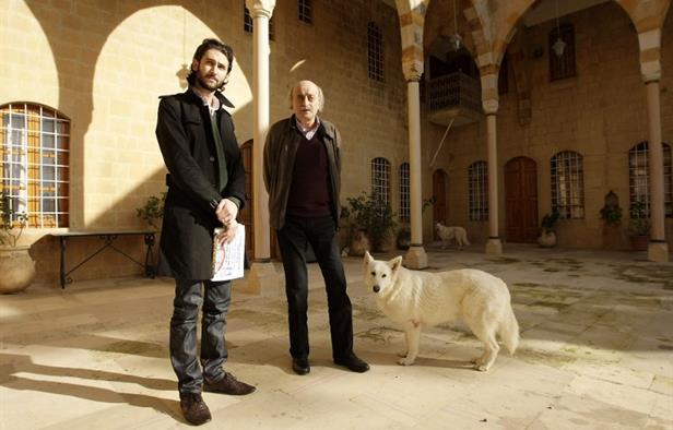 Ժոմպլաթ. «Ճակատագիրի Բարիքներէն Է,  Որ Ժոմպլաթ Ընտանիքին Պատմուճանը  Զետեղուի Թայմուրի Ուսերուն»