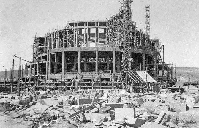 Օփերայի շէնքի շինարարութիւնը