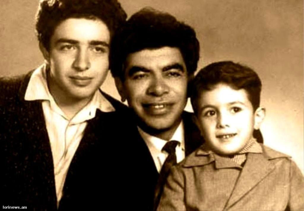 Սեւակը զաւակների հետ