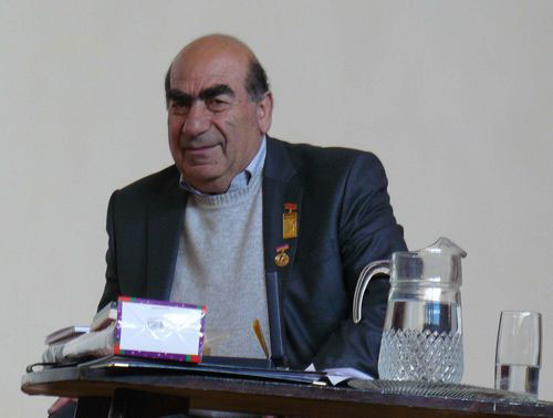 Մահացած Է Բանաստեղծ Երուանդ Պետրոսեան