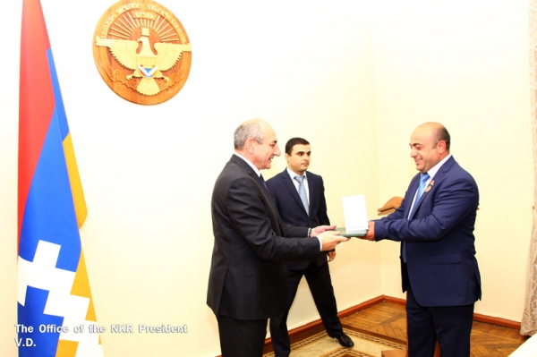120716BarerarKarenKhachatryan-Info