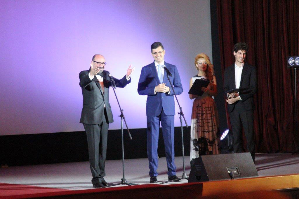 Golden-Apricot_71116