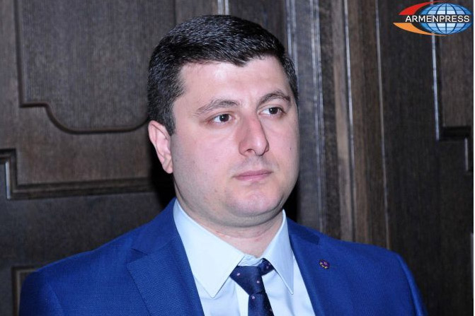 Dikran-Aprahamian_81716