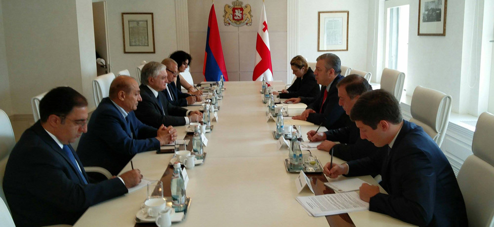 FM-Nalbandian_Vras_80116