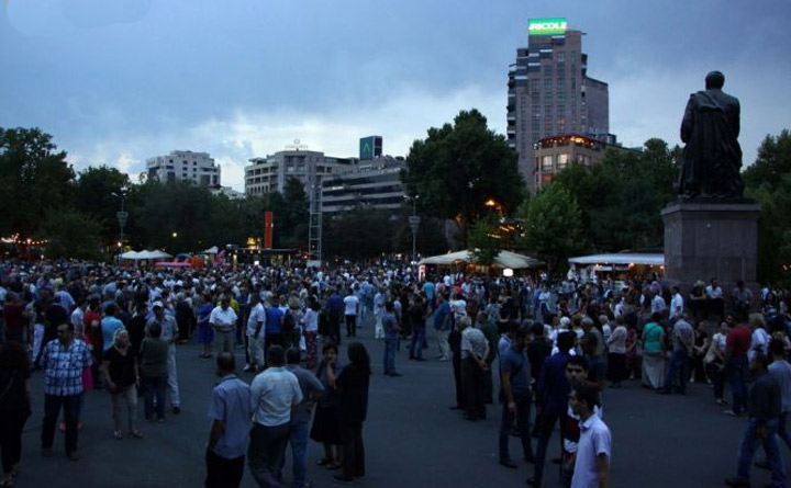 Հաւաք` Ազատութեան Հրապարակին Վրայ Բերման Ենթարկուած Է 20 Քաղաքացի