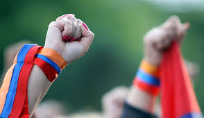 Մարգարիտա Բաղդասարեանի «Սփիւռքահայ Միջանցք» Գրութեան Առիթով