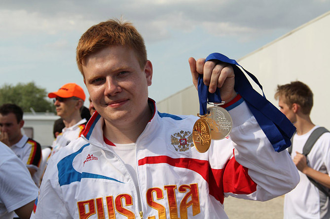 bronze-russia_81216