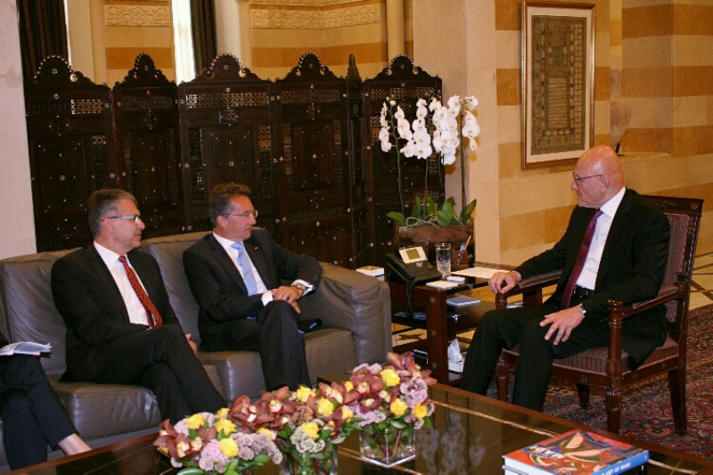 salam_german_minister_82216