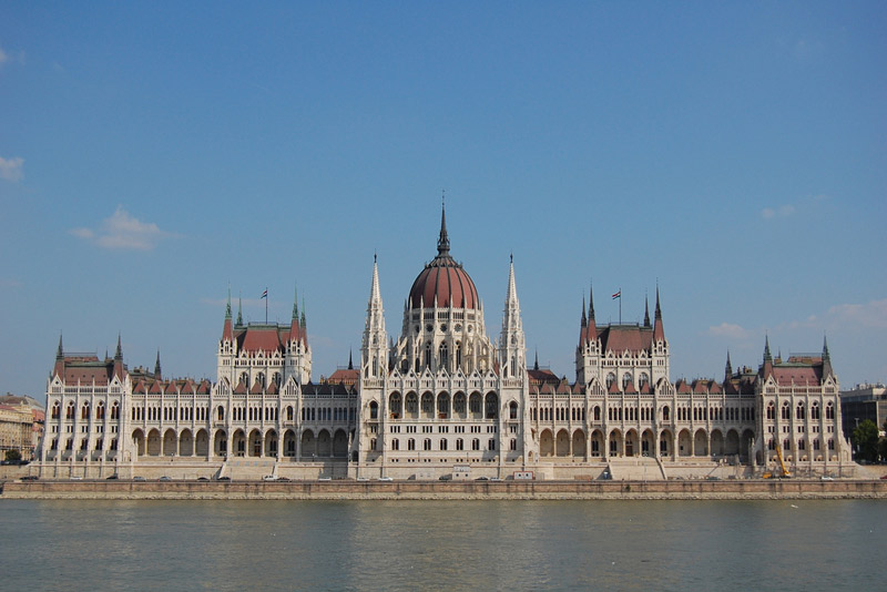 hungarian-parliament_92516
