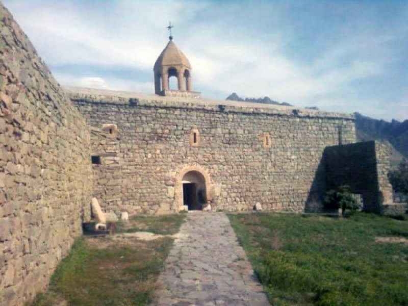 sourp-sarkis-_meghri_92116
