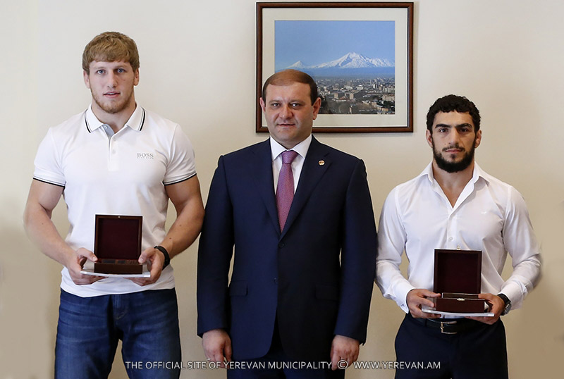 daron-markaryan_90716