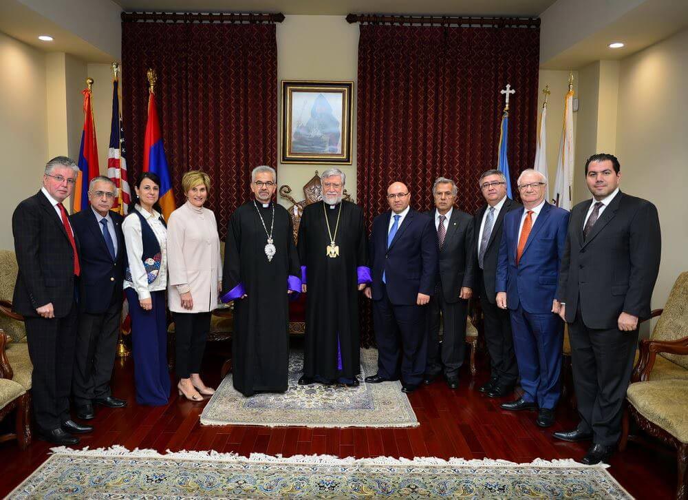 hh-aram-i-meets_community-organizations_100316