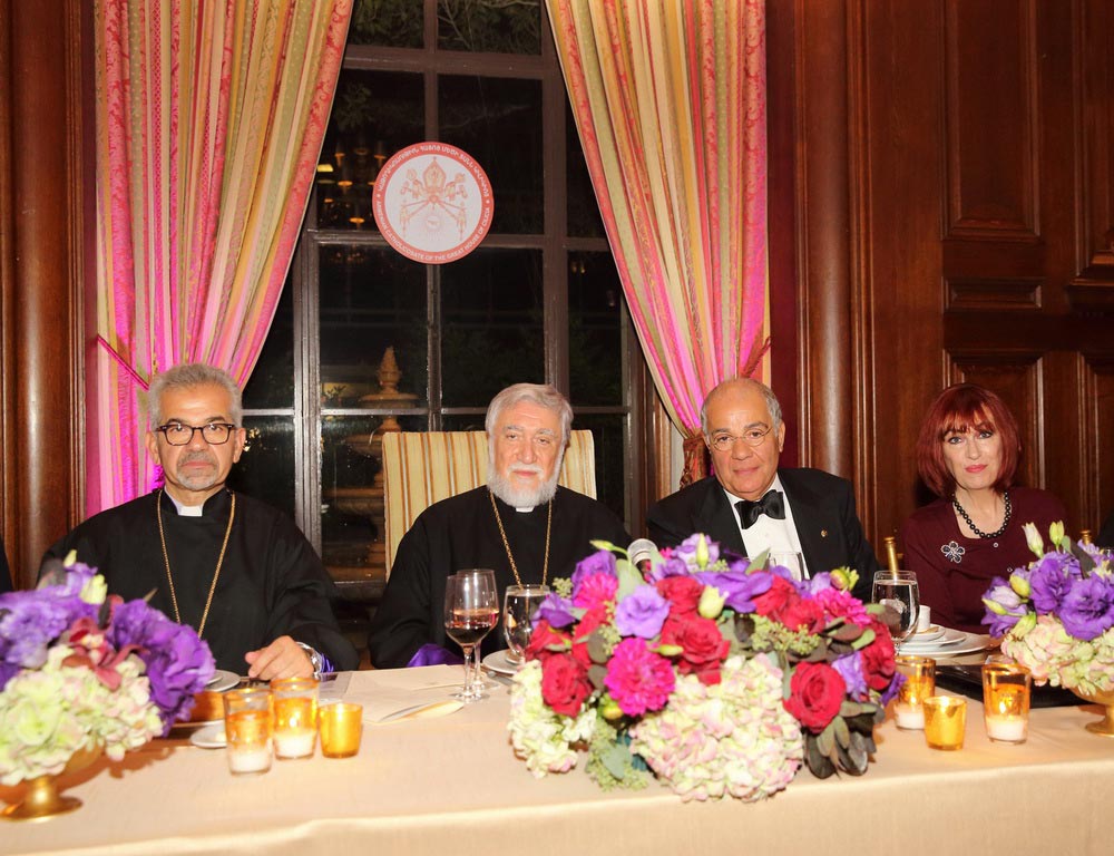 official-banquet-in-honour-of-h-h_100216