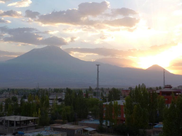ararat-fm-bayazet-768x576-2