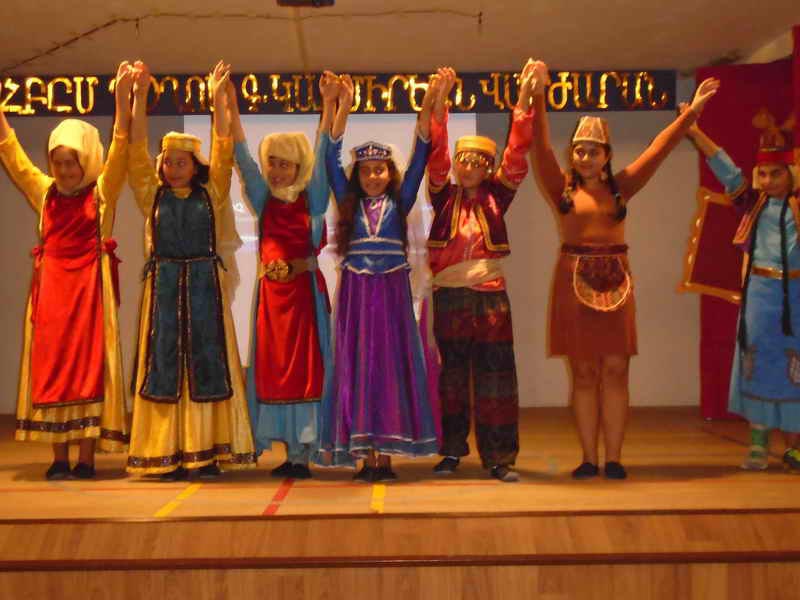 ՀԲԸՄ Պօղոս Գ. Կարմիրեան Վարժարան.  Սրբոց Թարգմանչաց Տօն