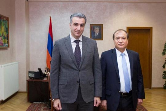 nakharar_112816