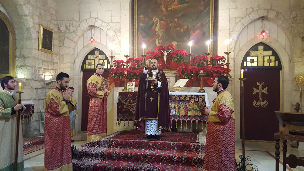 christmasbzommar1_122516