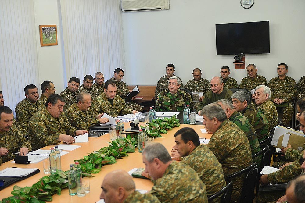 sargsian-sahakian2_120816