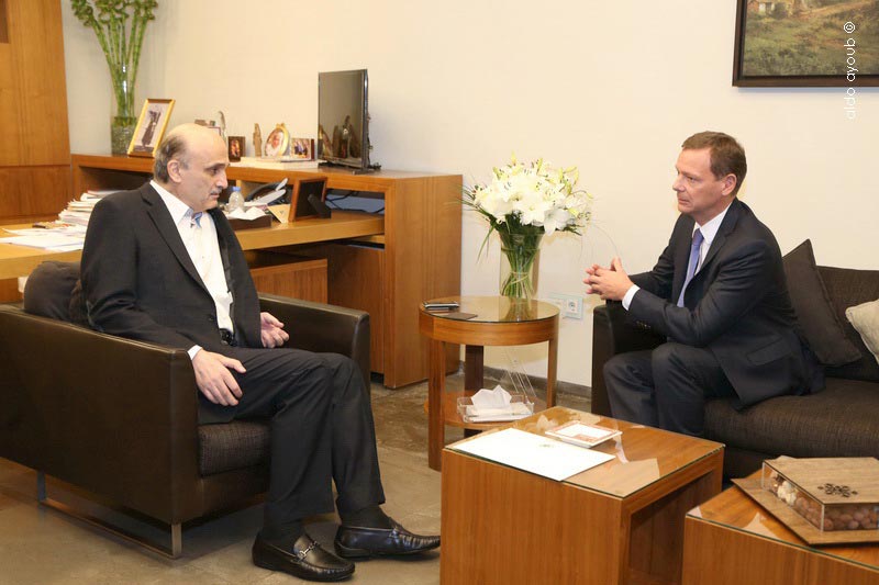 geagea-bon_120816