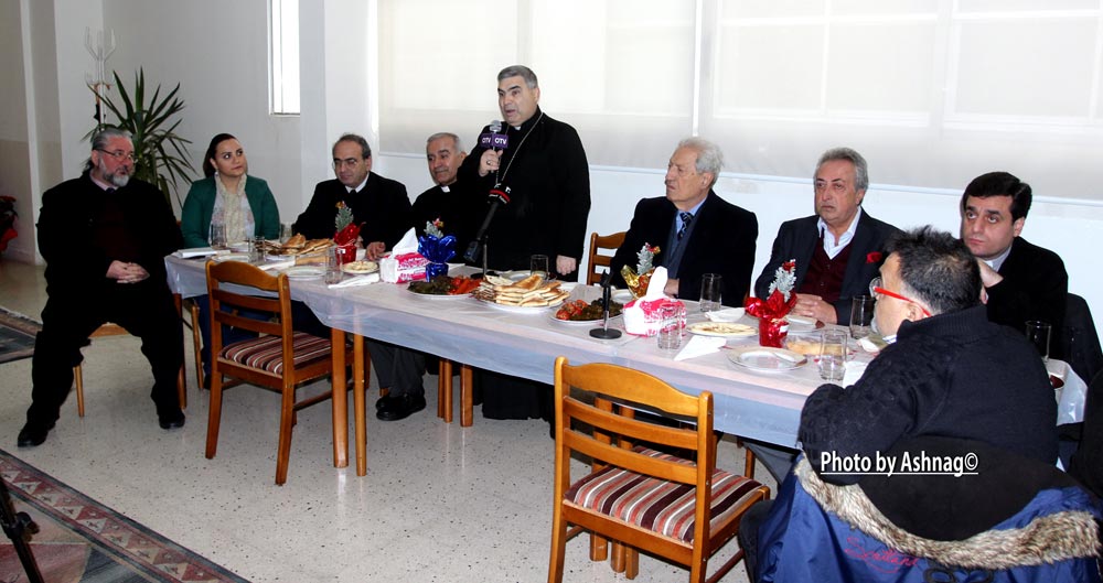 Ս. Ծննդեան Եւ Նոր Տարուան Նշում «Նարեկի Տիրամօր» Ընկերային-Բժշկական Կեդրոնին Մէջ