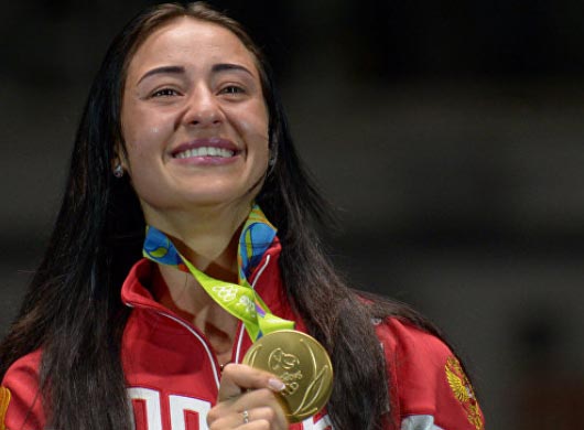 yana-yekoryan_121416