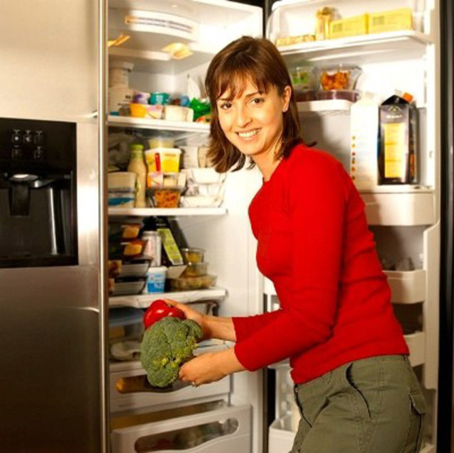 les-indispensables-du-frigo-et-du-congelateur-320312_w1000
