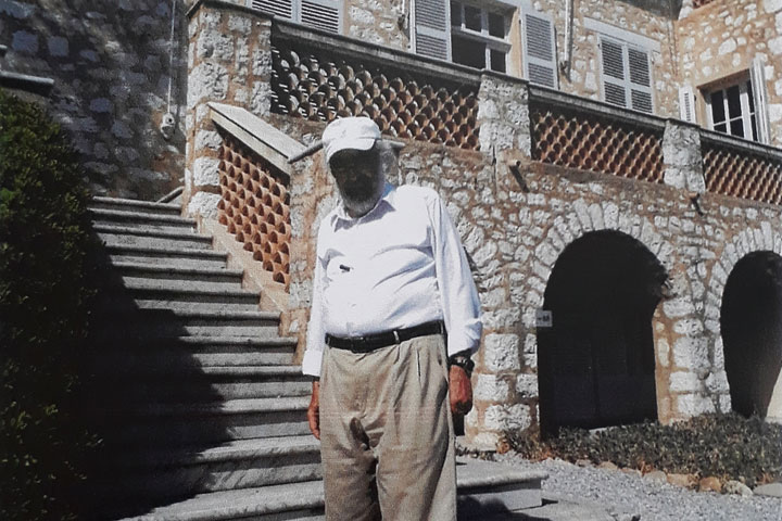 Ցեղասպանութեան Կոթողէն Մինչեւ Օկիւսթ Ռընուարի Տուն-Թանգարանը