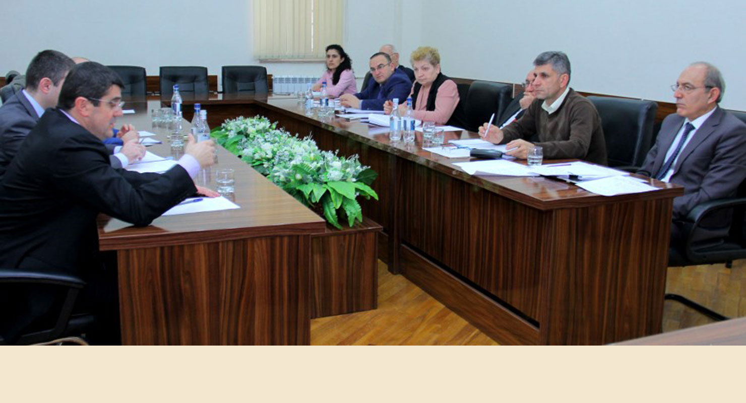 Արցախի Մէջ. «Դաշնակցութիւն» Խմբակցութեան Հետ Քննարկուած Է 2018-ի Պիւտճէի Նախագիծը