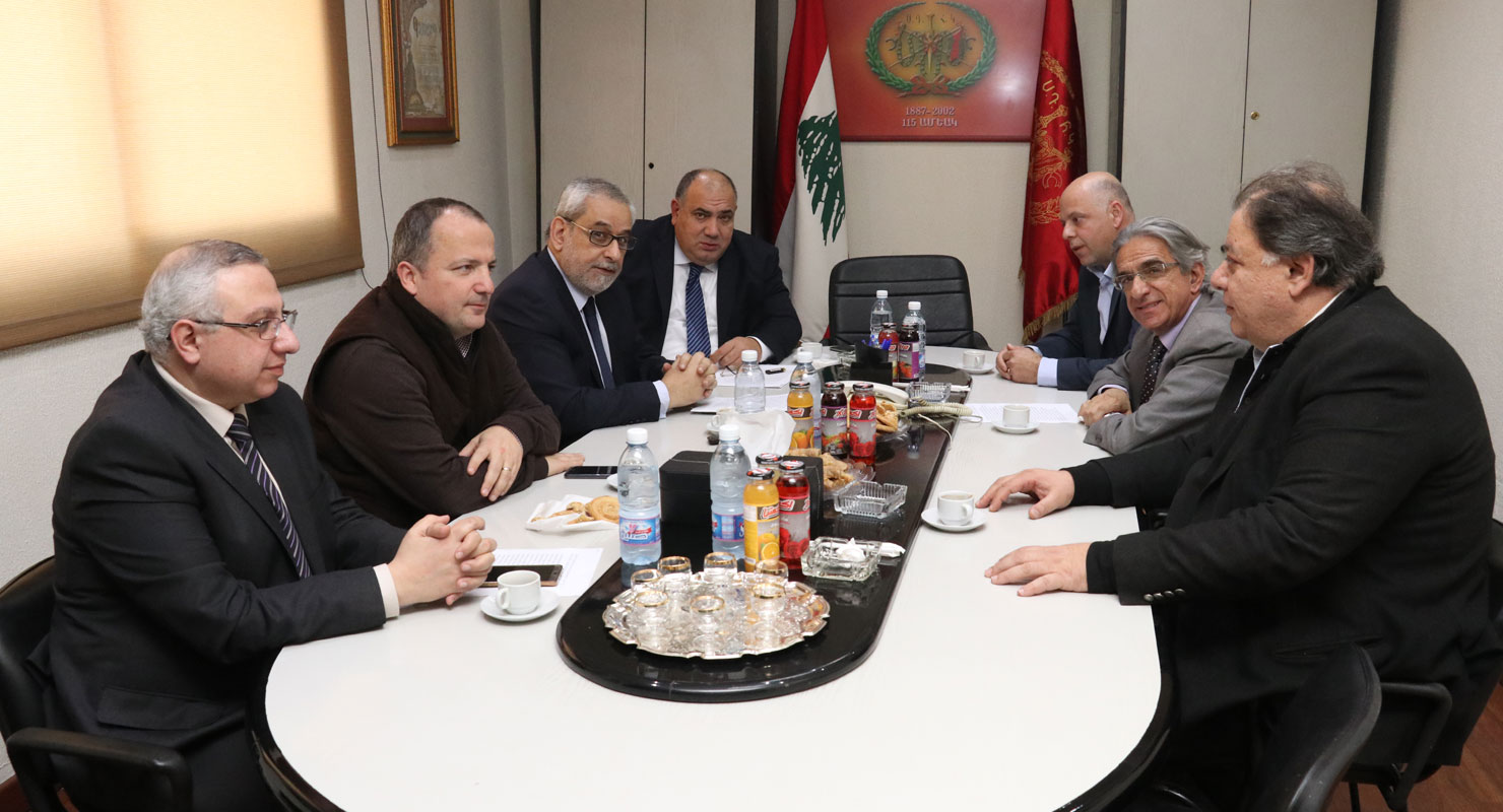 Հայ Քաղաքական Կուսակցութիւնները  Կը Քննարկեն Լիբանանեան Եւ Ազգային Հարցեր