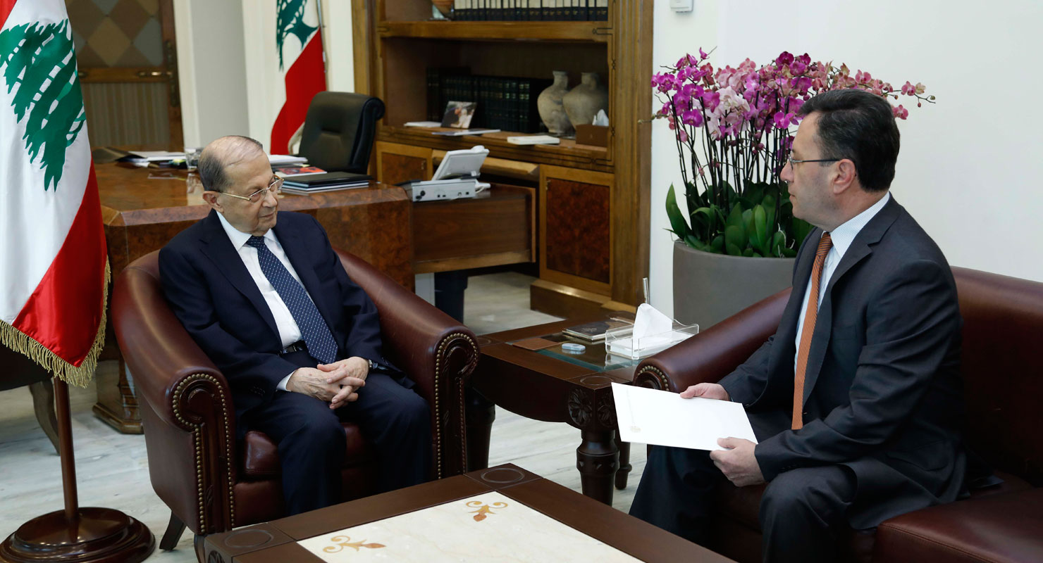 Ֆրանսախօս Երկիրներու 17-րդ Վեհաժողովին  Մասնակցելու  Հրաւէր Ստանալով`   Նախագահ Աուն Երեւանի Մէջ  Պիտի Տեսակցի  Նախագահ Սերժ Սարգսեանի Հետ  Յառաջիկայ Շաբթուան Ընթացքին