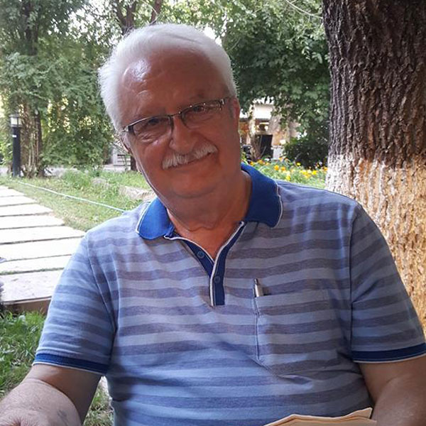 Մեկենասներ` Ծանօթ, Անծանօթ