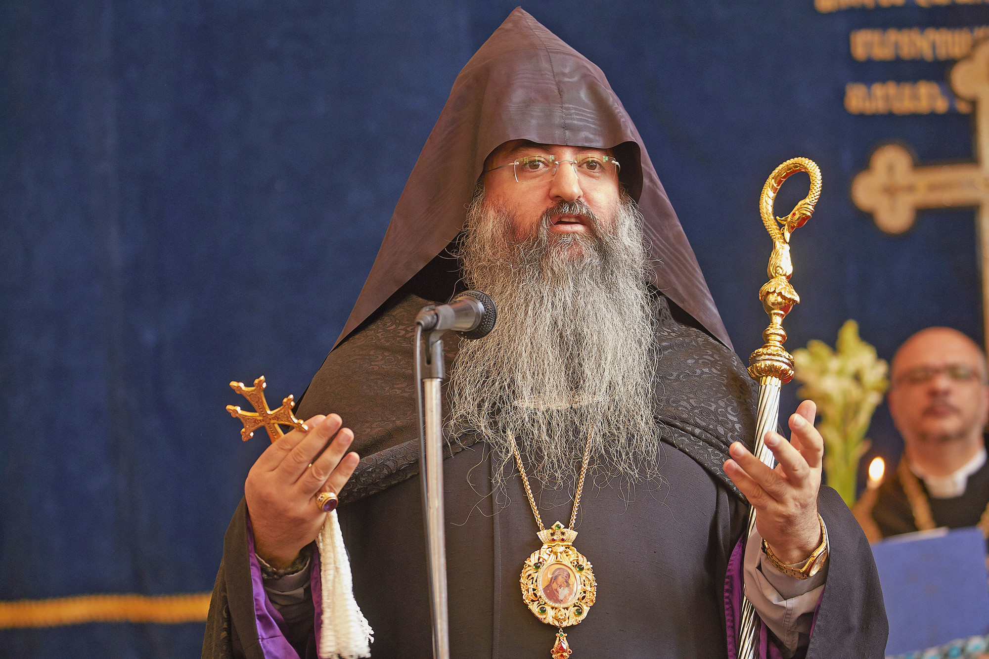 Յոբելեա՛ր Հայր, Օրհնի՜ր, Օրհնի՜ր
