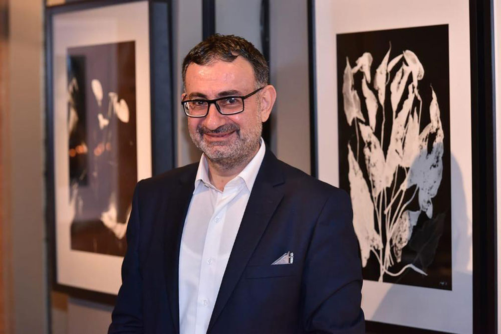 Ակոբ Գանլէճեանի Լուսանկարներու Անհատական Ցուցահանդէս