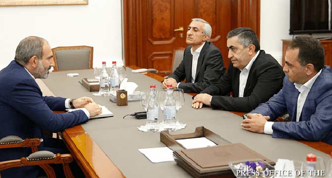 Ընդունելով ՀՅԴ-ի Ներկայացուցիչները` «Բարձր Կը Գնահատեմ ՀՅԴ-ի Գործունէութիւնն Ու Դերը» Շեշտեց Վարչապետ Փաշինեան