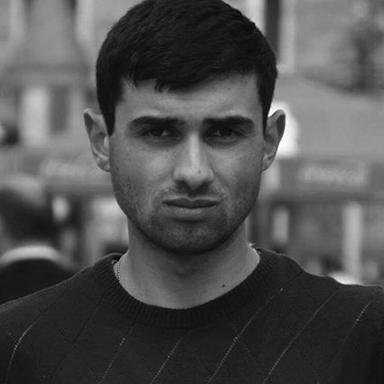 «Բիւրեղապակէ Մարդը»Հեքիաթների Ժողովածուն` Էլֆիք Զոհրաբեանի Ստեղծագործութեան Ենթախորքում