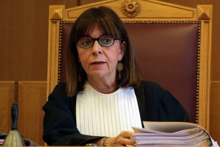 Առաջին Անգամ Ըլլալով Կին Մը  Ընտրուած Է Յունաստանի Նախագահ