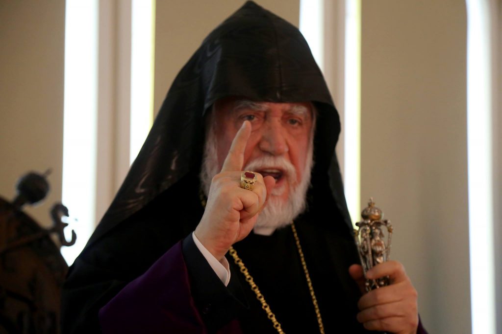 Ո՞ւր Են Մեր Ունեւորները… Արամ Ա.